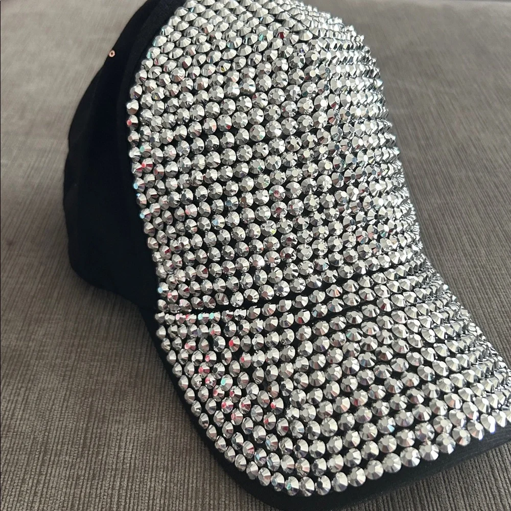 ILLUMA Black Bling Snapback Baseball Hat Silver Rhinestone Studs NWT
